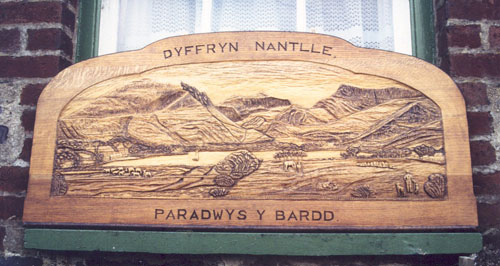 Dyffryn Nantlle: Paradwys y Bardd